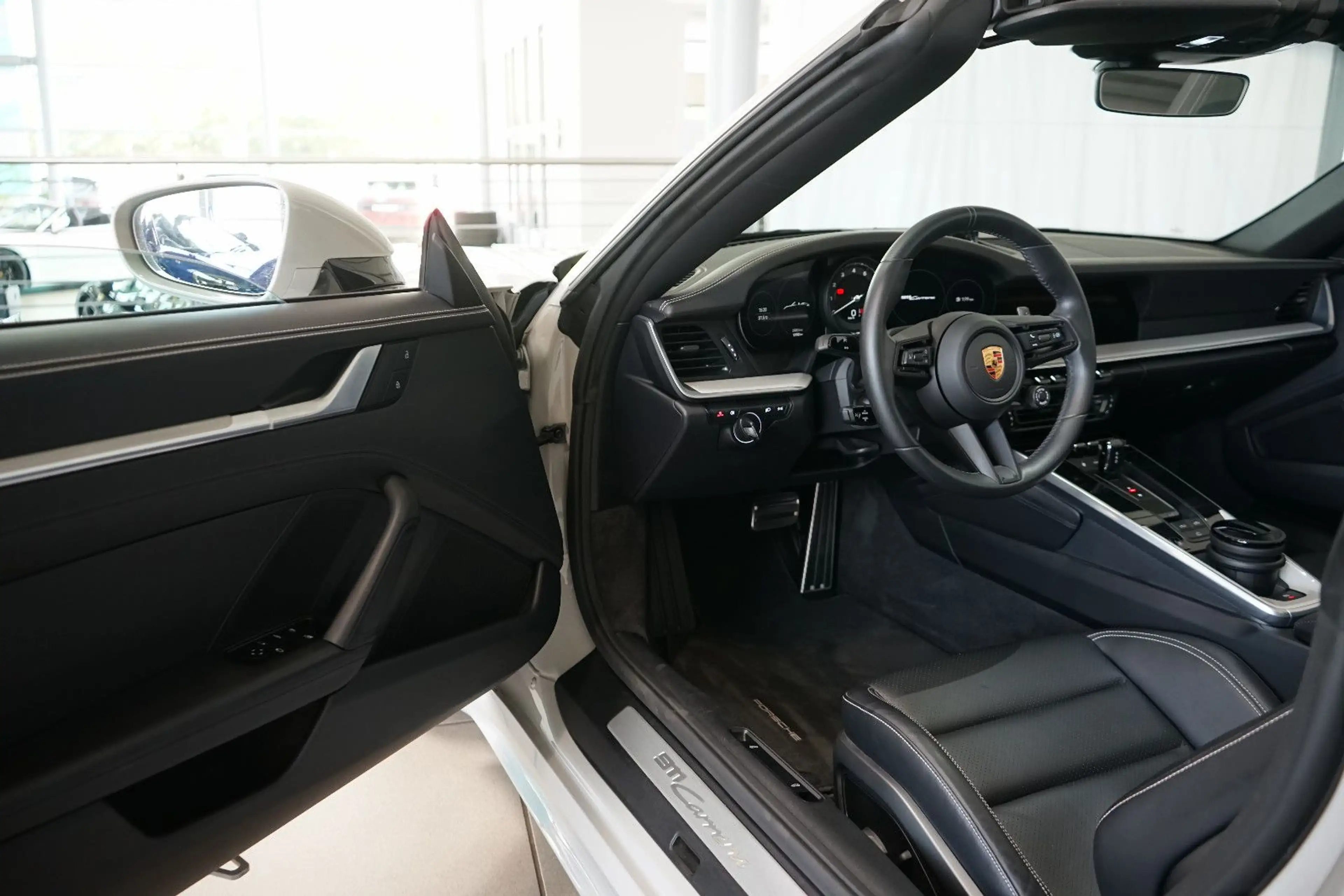 Porsche 992 911/992 Carrera Cabriolet Sport-Design+Approved — photo 14
