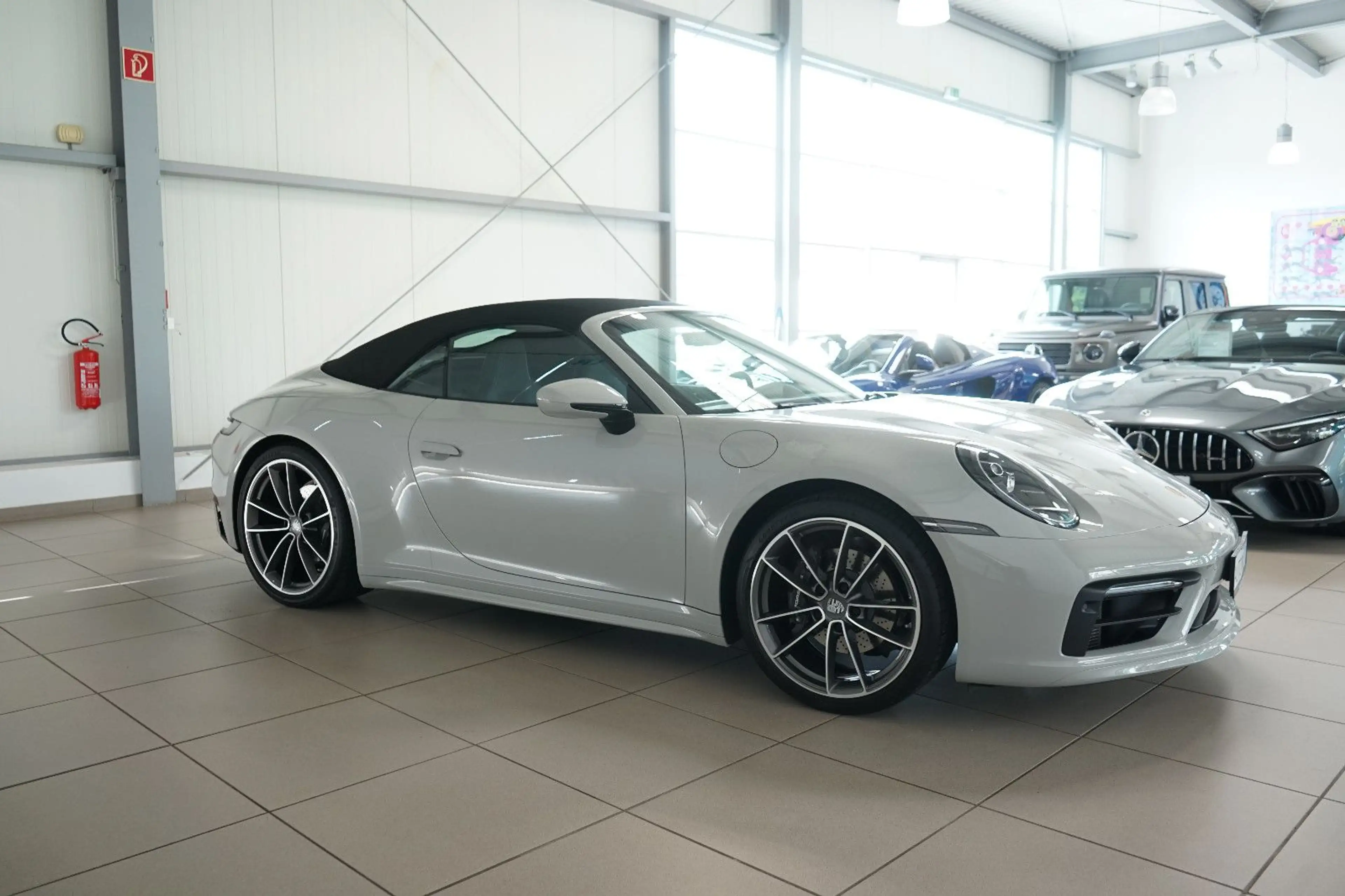 Porsche 992 911/992 Carrera Cabriolet Sport-Design+Approved — photo 11