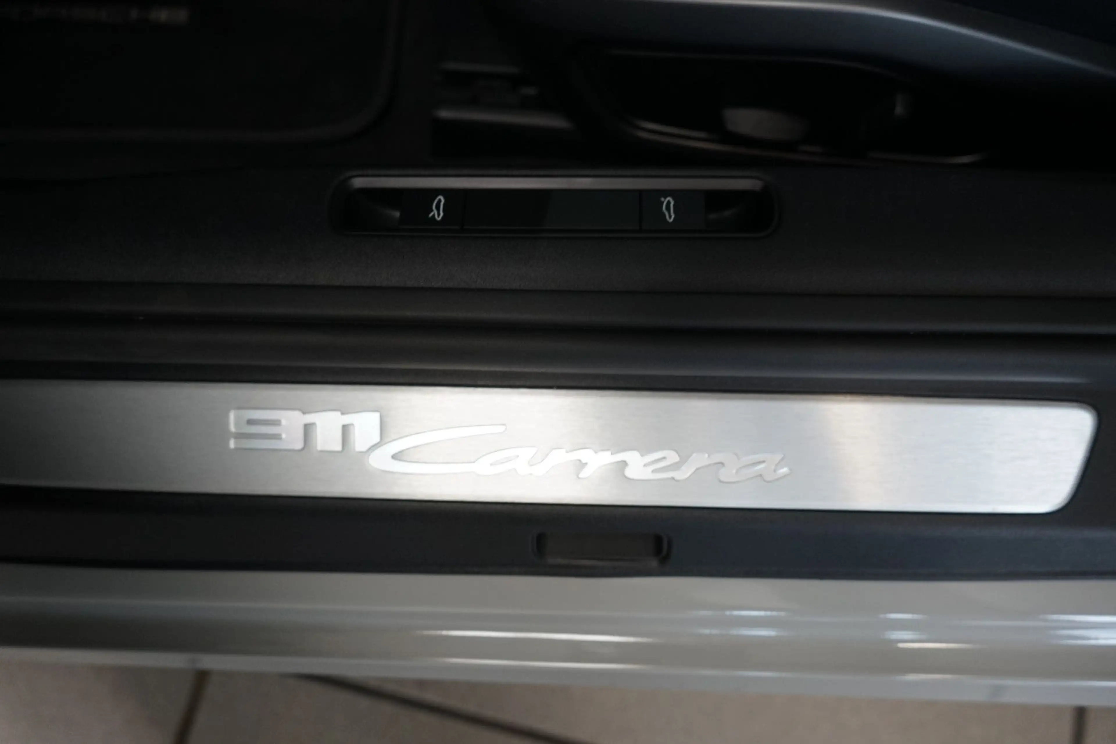 Porsche 992 911/992 Carrera Cabriolet Sport-Design+Approved — photo 15
