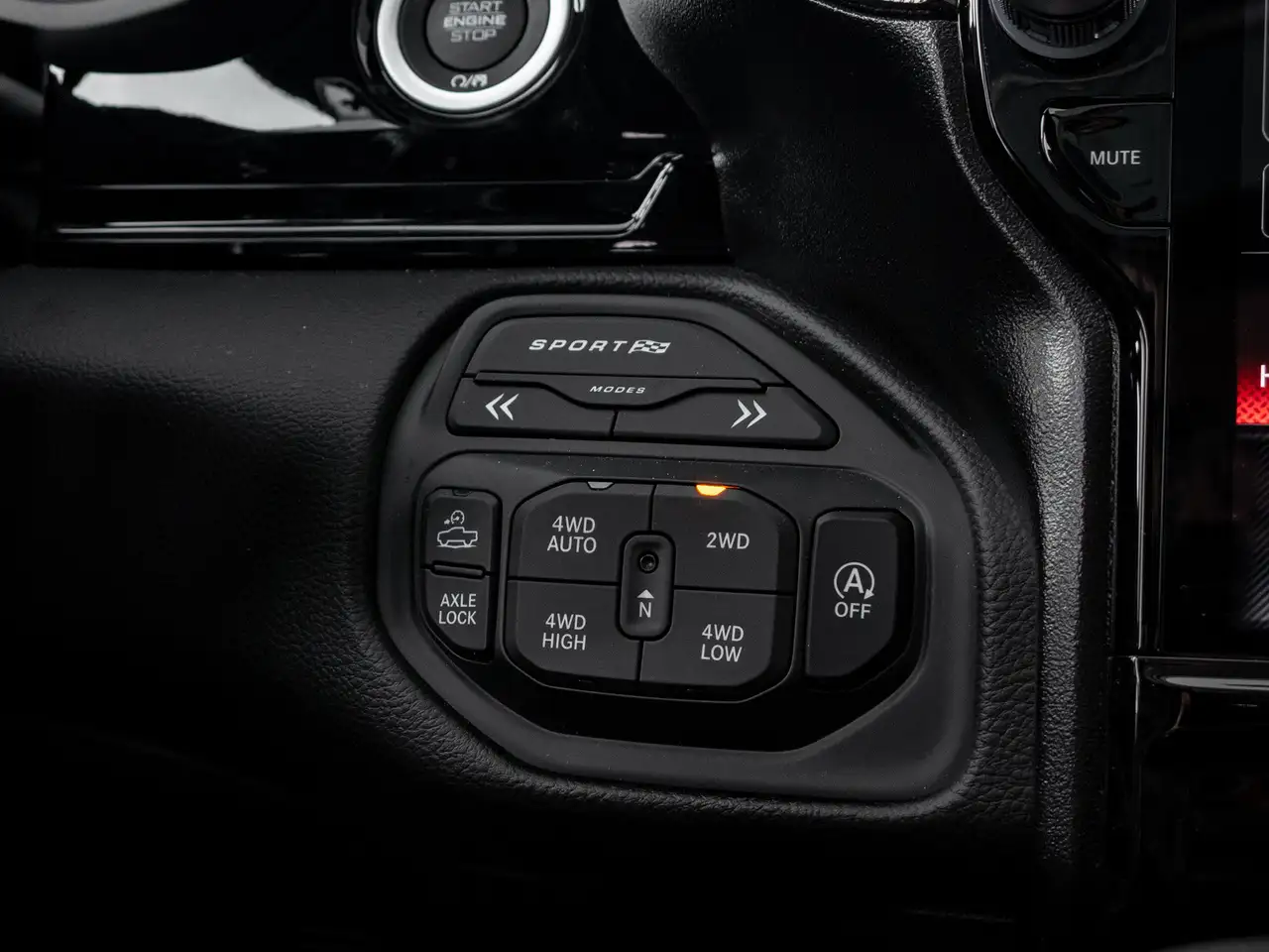 RAM 1500 photo RAM 1500