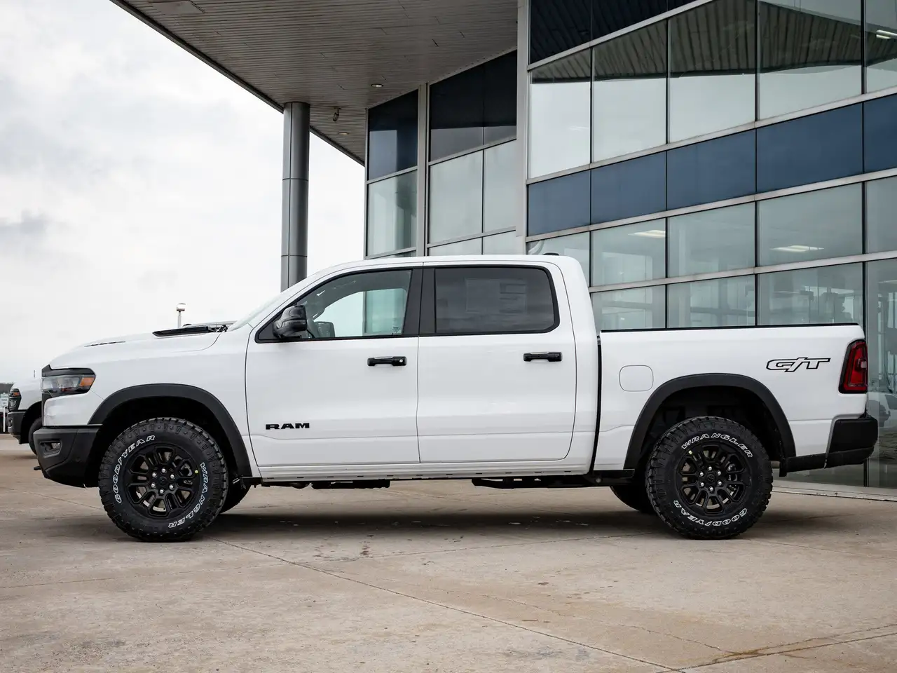 RAM 1500 photo RAM 1500