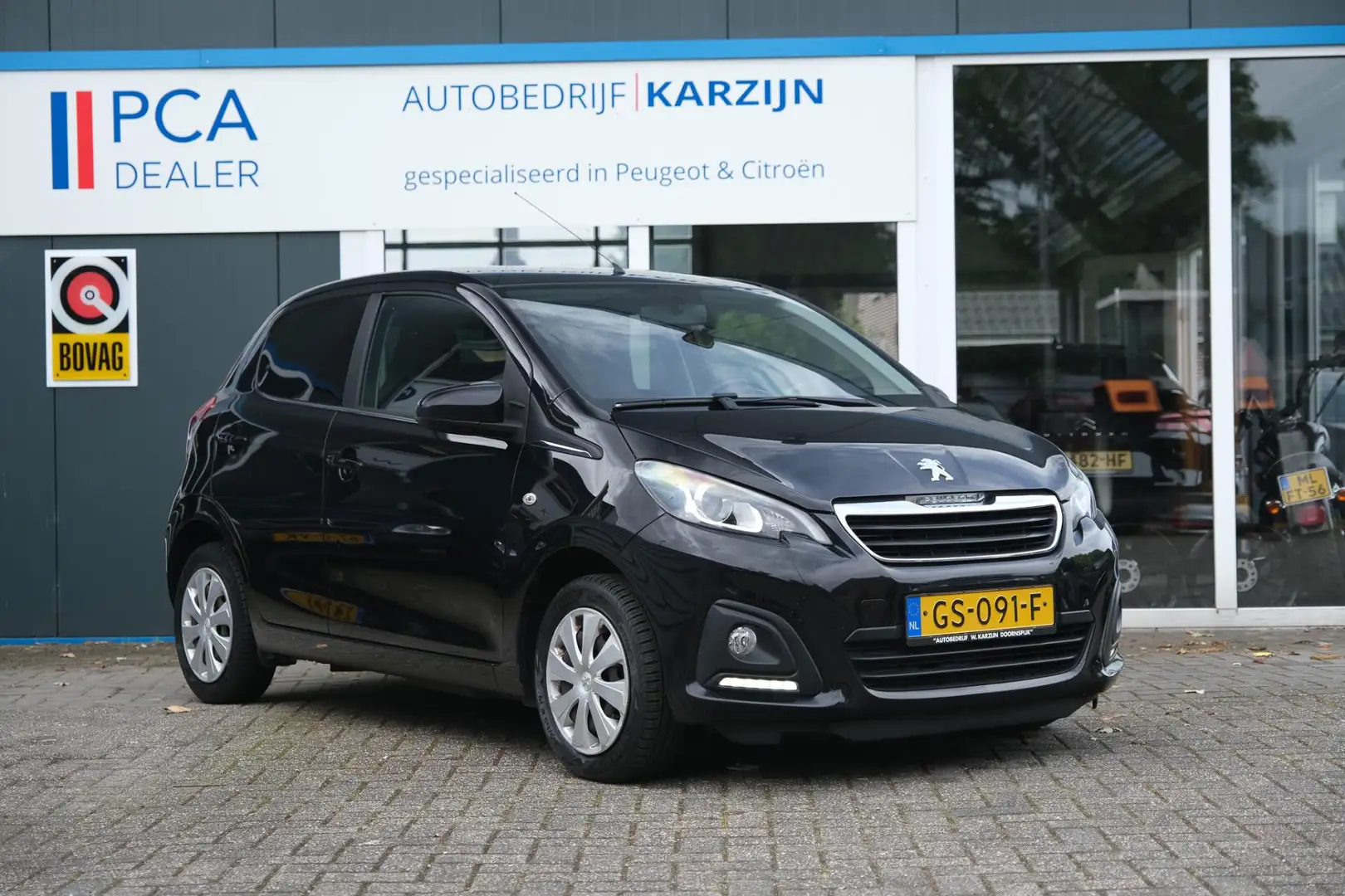 Peugeot 108 1.0 e-VTi Active Schwarz - 2