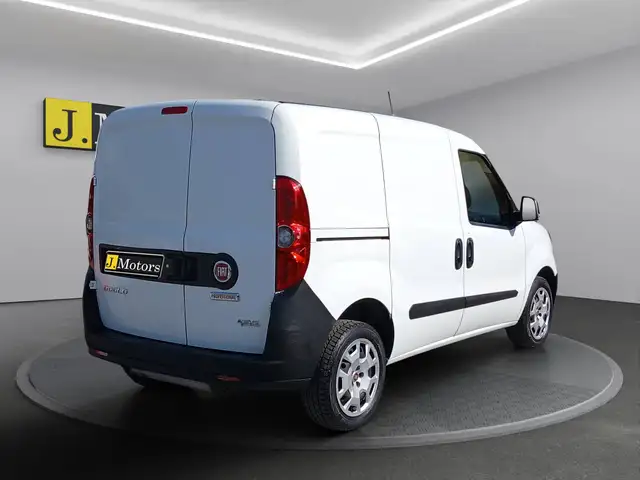 Fiat Doblo view 5