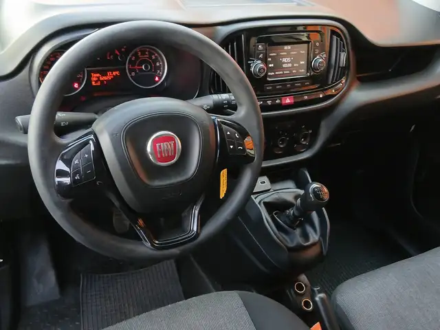 Fiat Doblo view 11