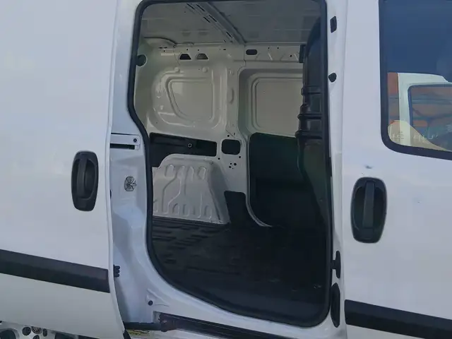 Fiat Doblo view 15