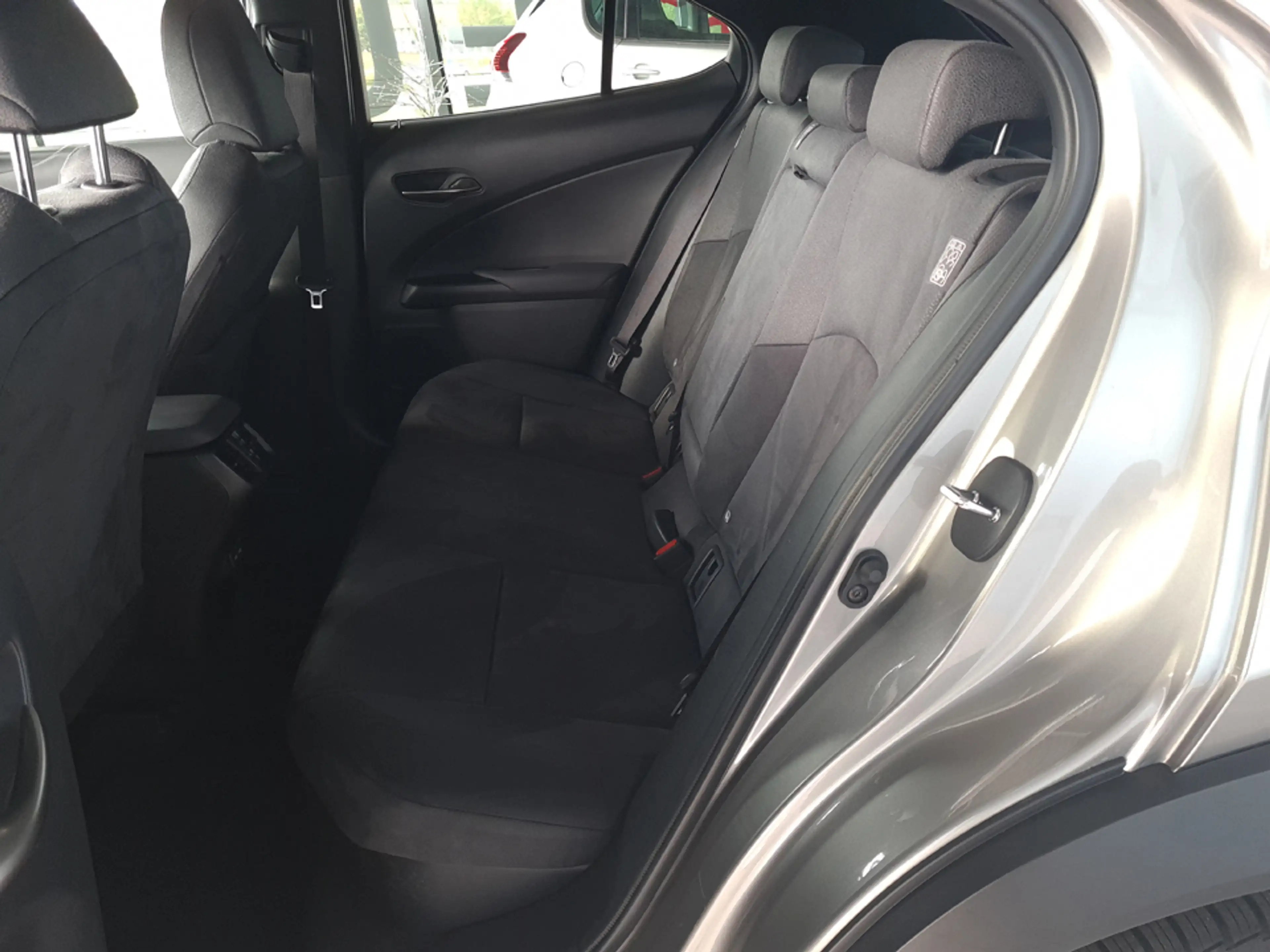 Lexus UX 250h 2.0 Style edition /Apple Carplay/Android auto/Adap — photo 27