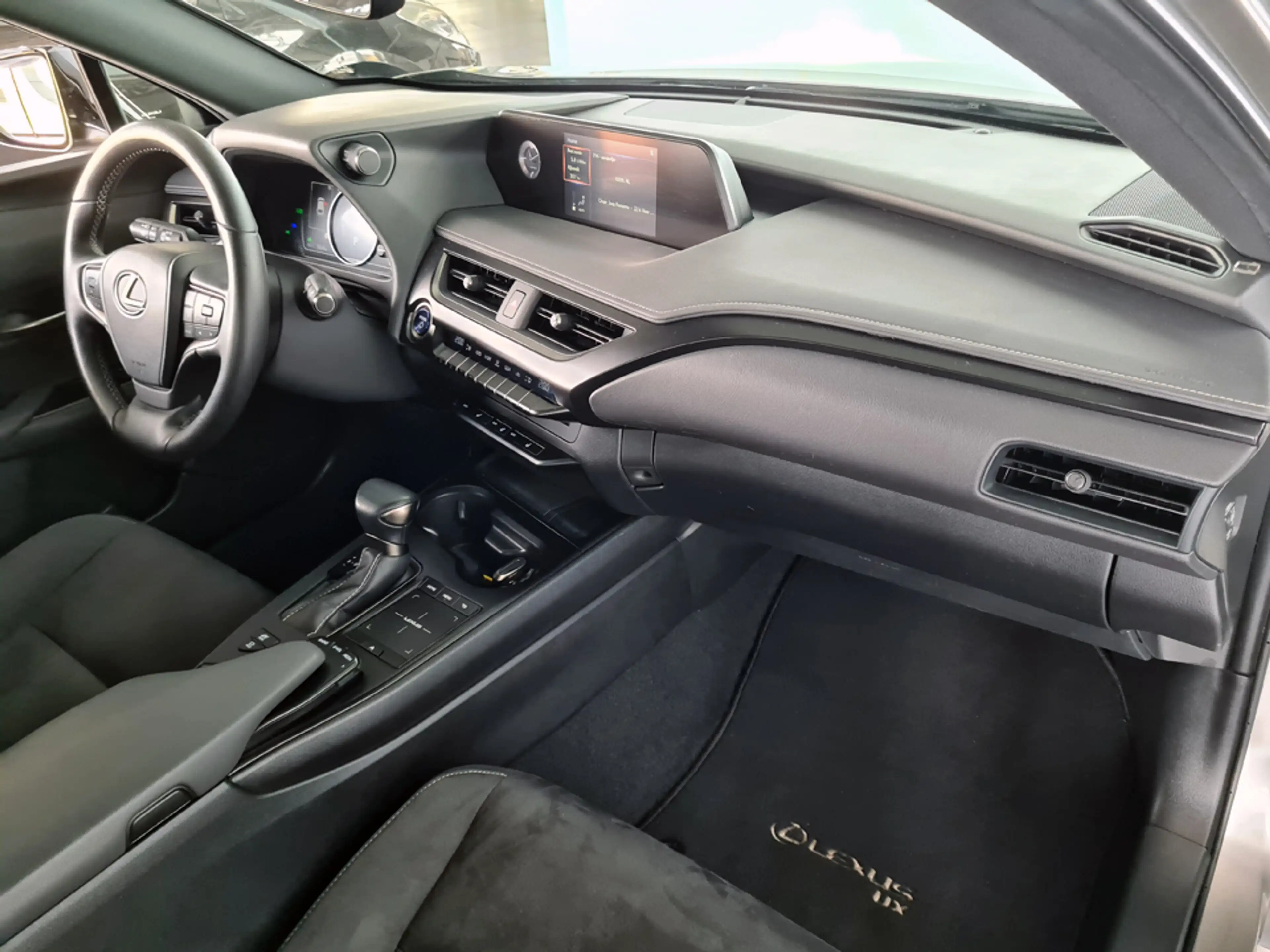 Lexus UX 250h 2.0 Style edition /Apple Carplay/Android auto/Adap — photo 11