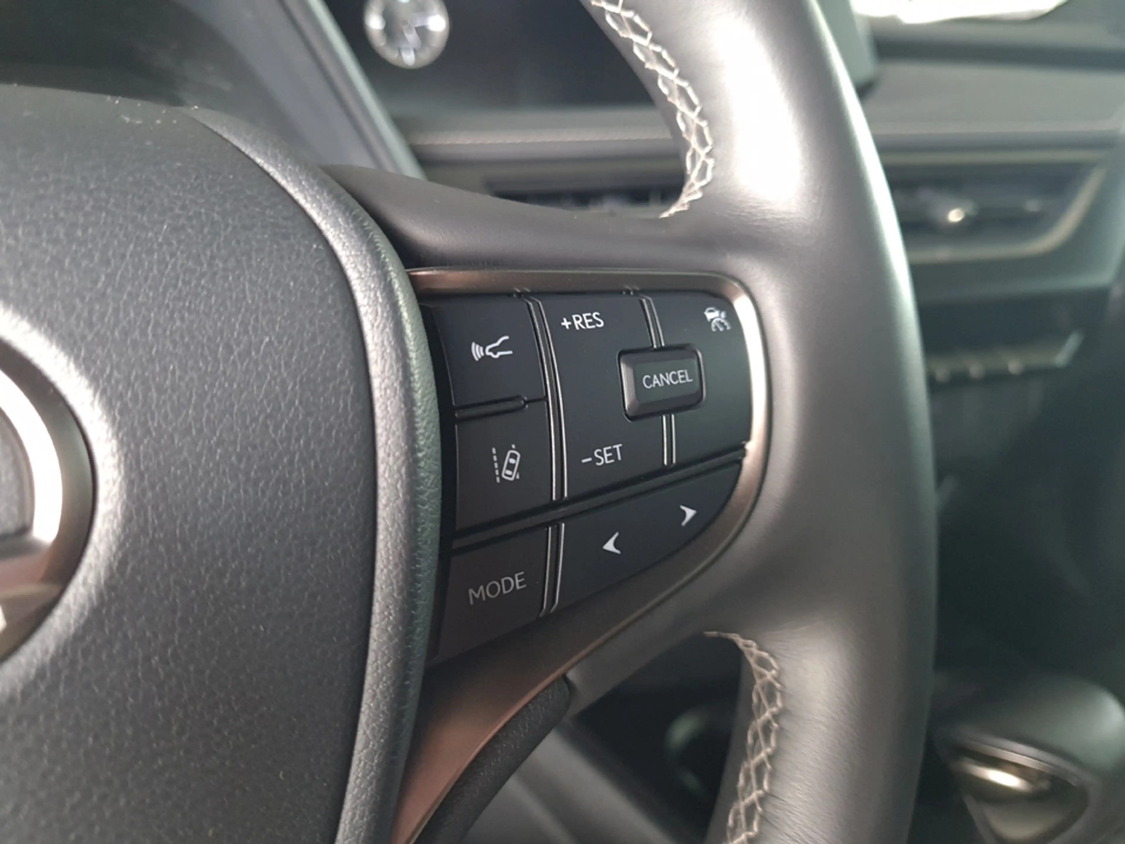 Lexus UX 250h 2.0 Style edition /Apple Carplay/Android auto/Adap — photo 15