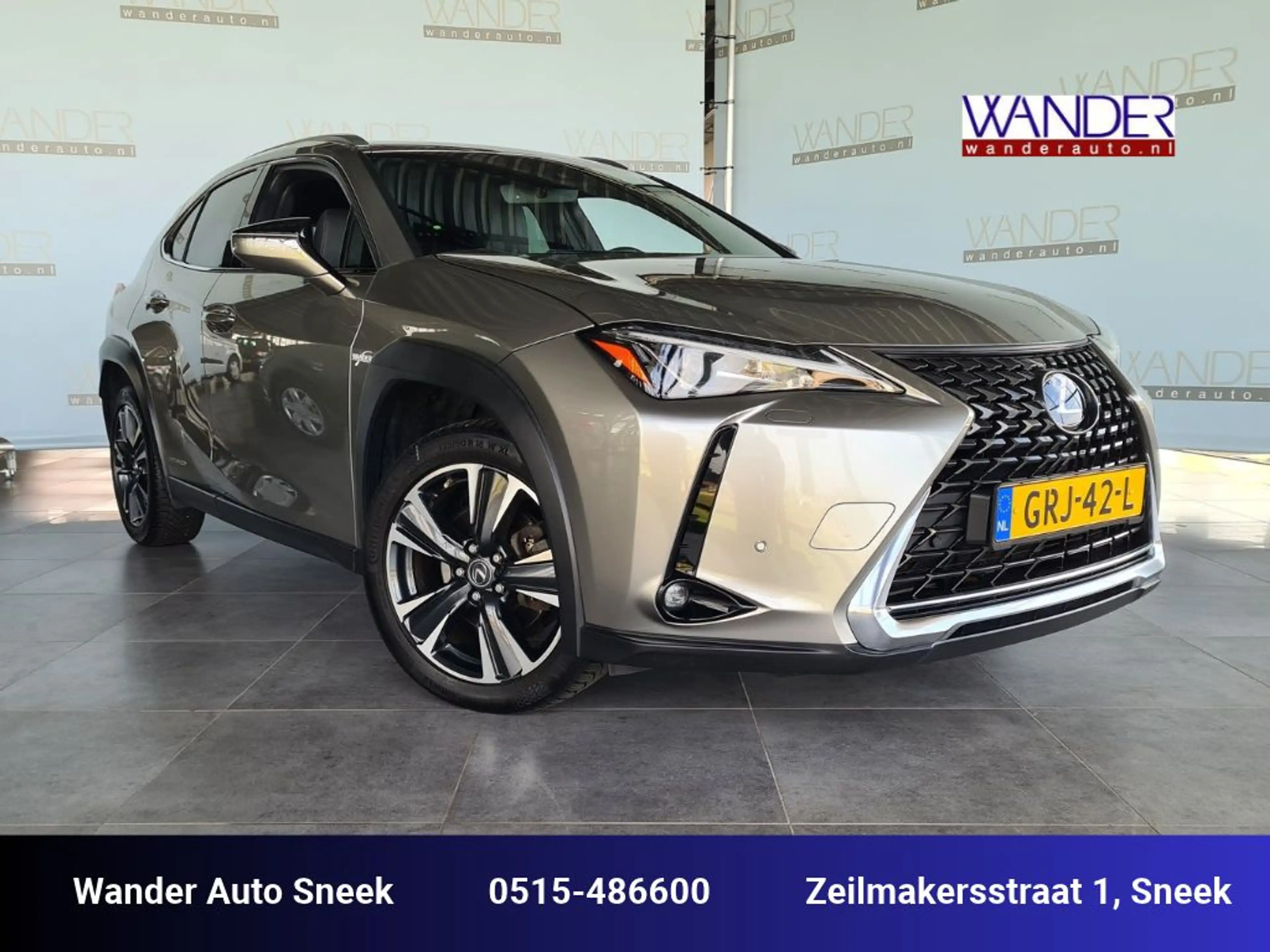 Lexus UX 250h 2.0 Style edition /Apple Carplay/Android auto/Adap