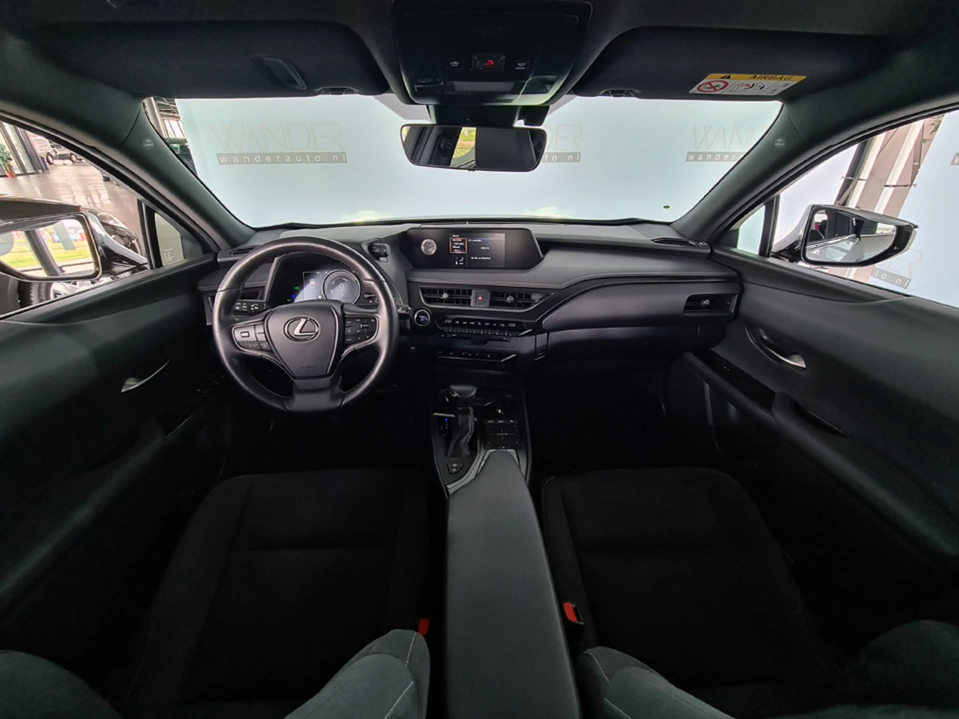 Lexus UX 250h 2.0 Style edition /Apple Carplay/Android auto/Adap — photo 3