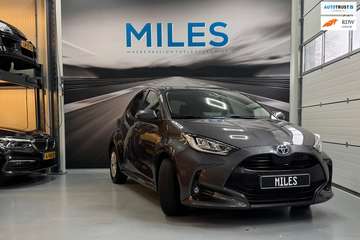 Toyota Yaris 1.5 Hybrid Active incl. 1 jaar Autotr