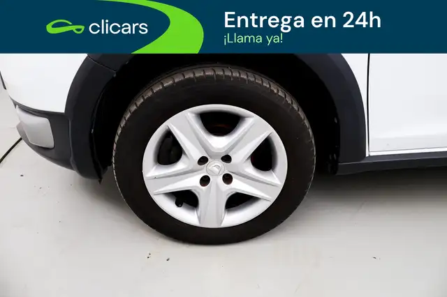 Dacia Sandero view 11