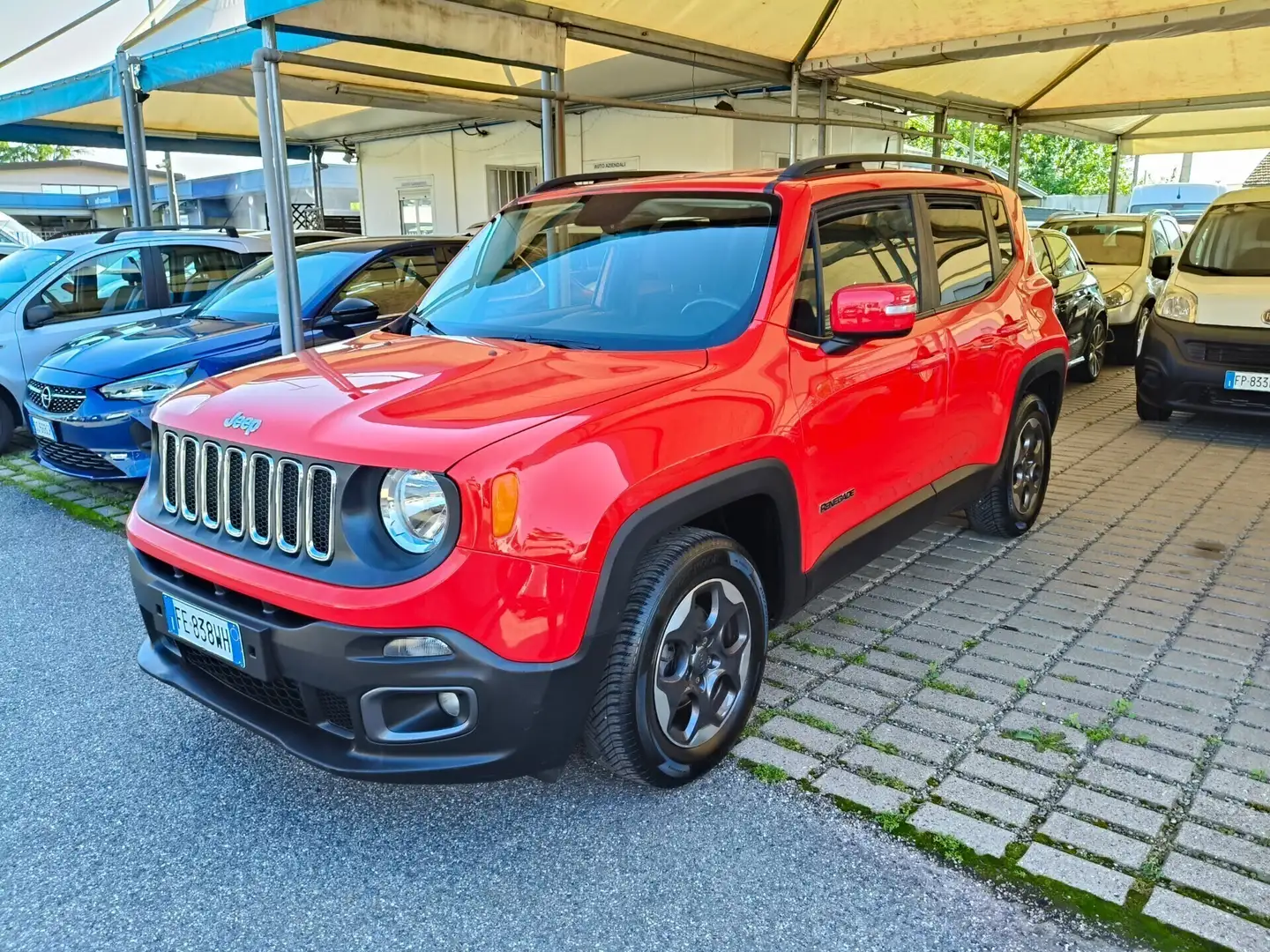Jeep Renegade 1.6 Mjt 105 CV Business Kırmızı - 1