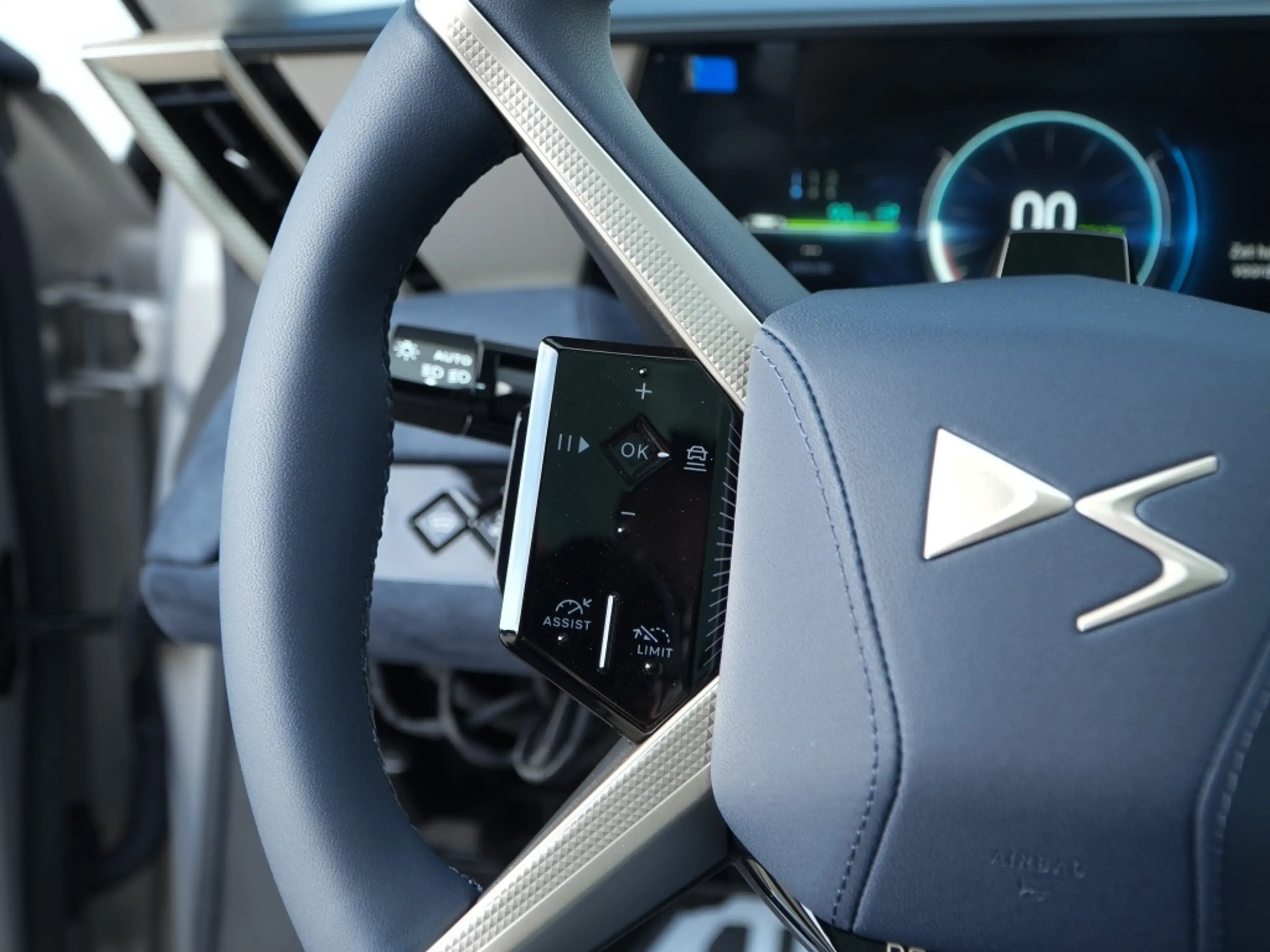 DS Automobiles DS 7 No E-Tense Etoile 74kWh | Pano | Focal | Comfort | — photo 15