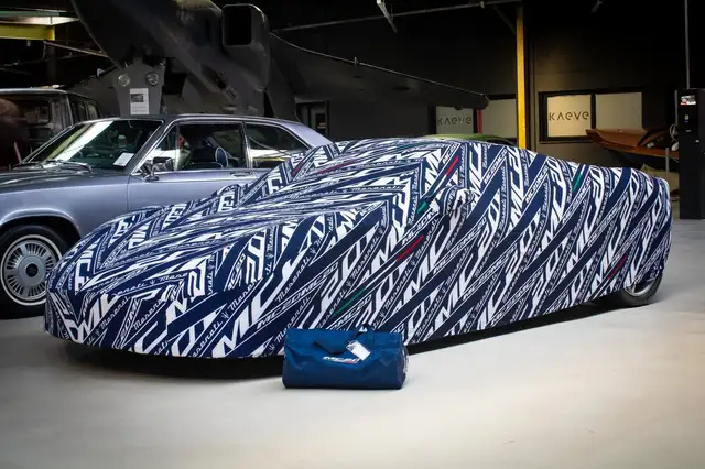 Maserati MC20 Indoor car cover – camouflage – nieuwstaat
