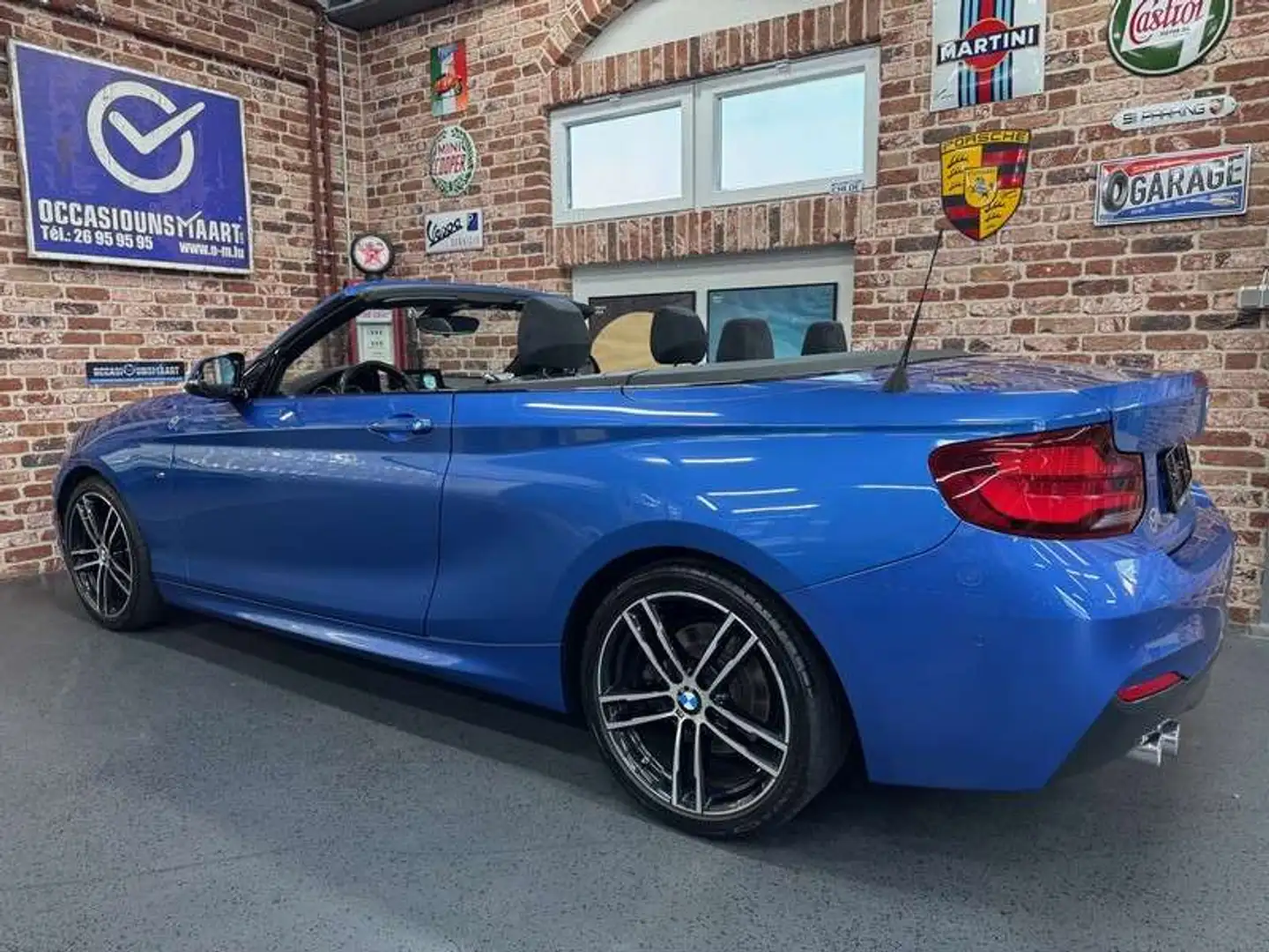 BMW 220 220iA Cabrio 2.0 183cv Auto M-SPORT Bleu - 2