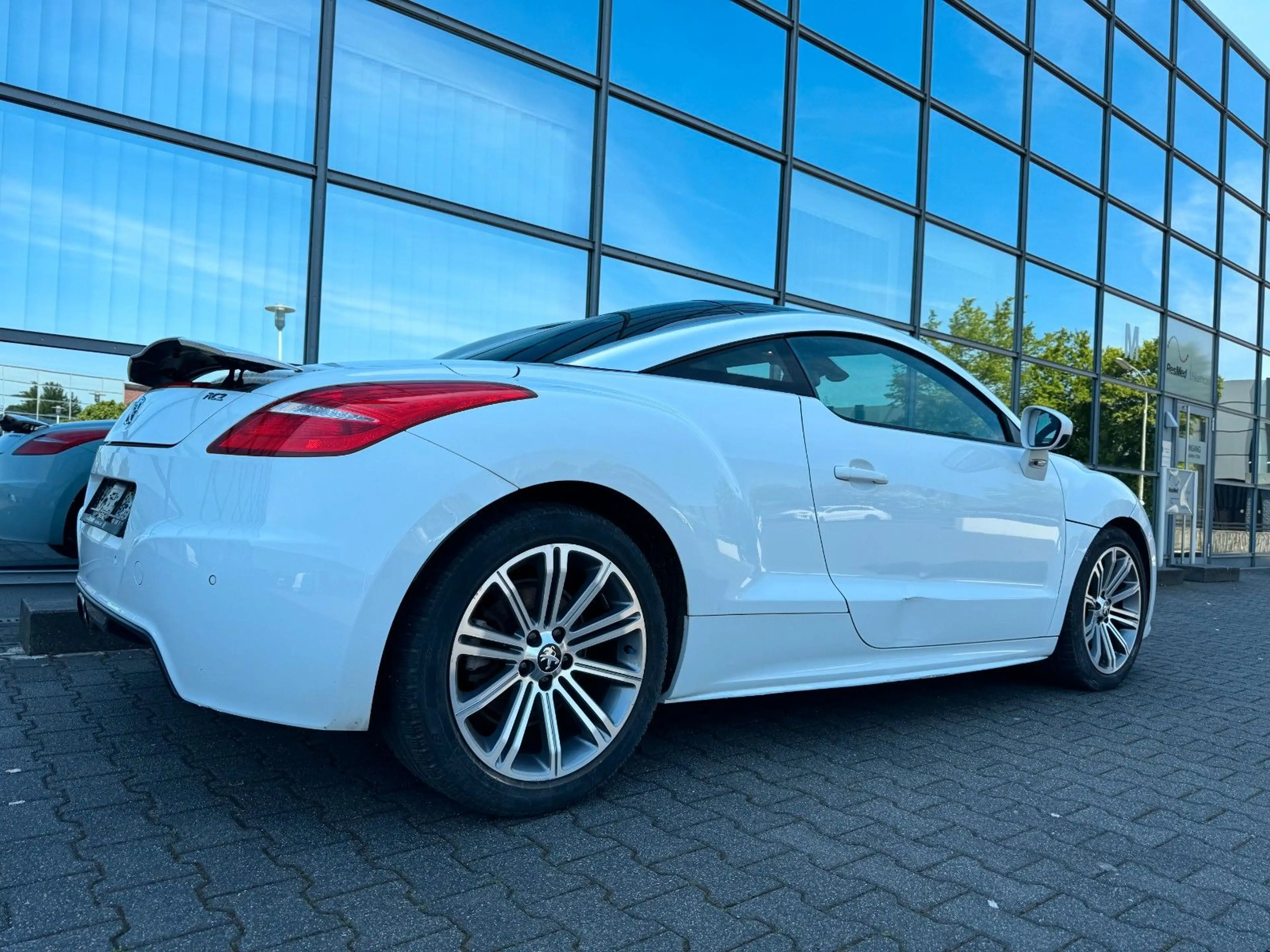 Peugeot RCZ Sport Leder Navi PDC — photo 14
