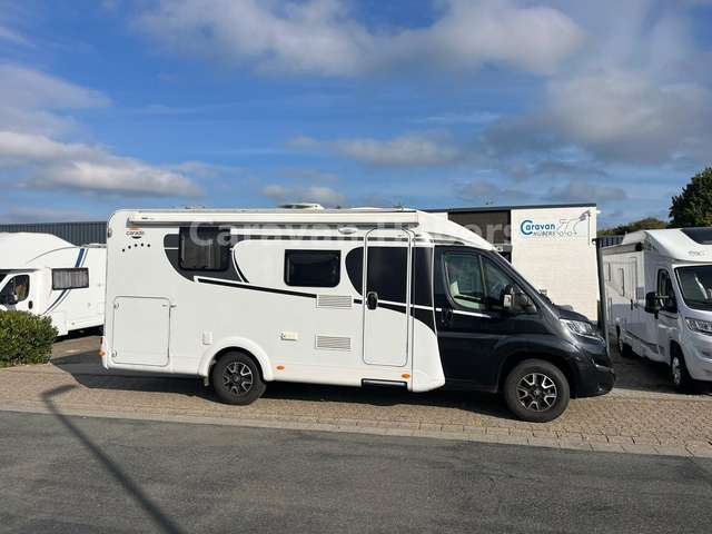 Carado V 339 - Queensbett - auto.Sat/TV - Klima - AHK -