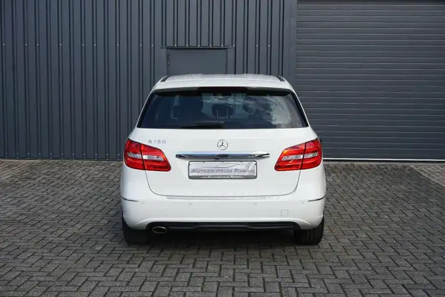 Mercedes-Benz B Class view 6