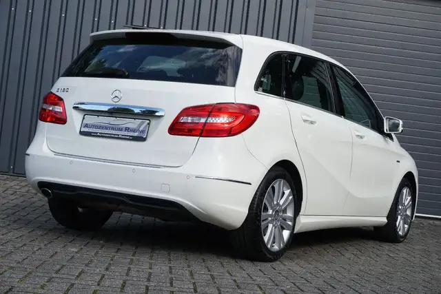 Mercedes-Benz B Class view 7