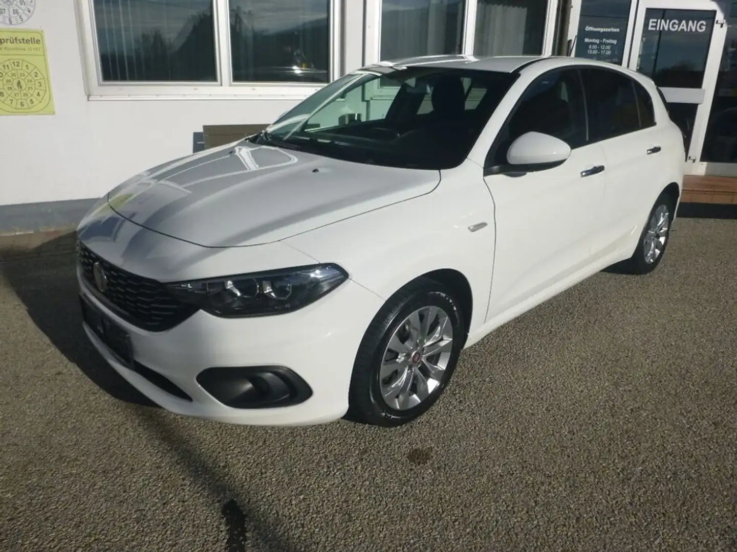 Fiat Tipo Lounge Multijet 120 Weiß - 1