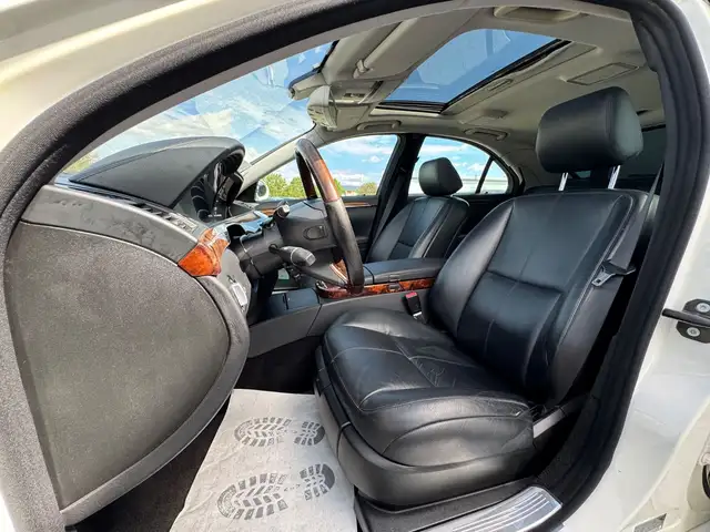 Mercedes-Benz S Class view 11