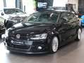 Volkswagen Jetta VI Highline Schwarz - thumbnail 1