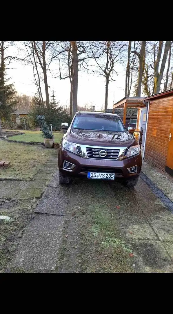 Nissan Navara Navara dCi 4WD DC 4x4 Autm. EU6 N-Connecta Bruin - 2