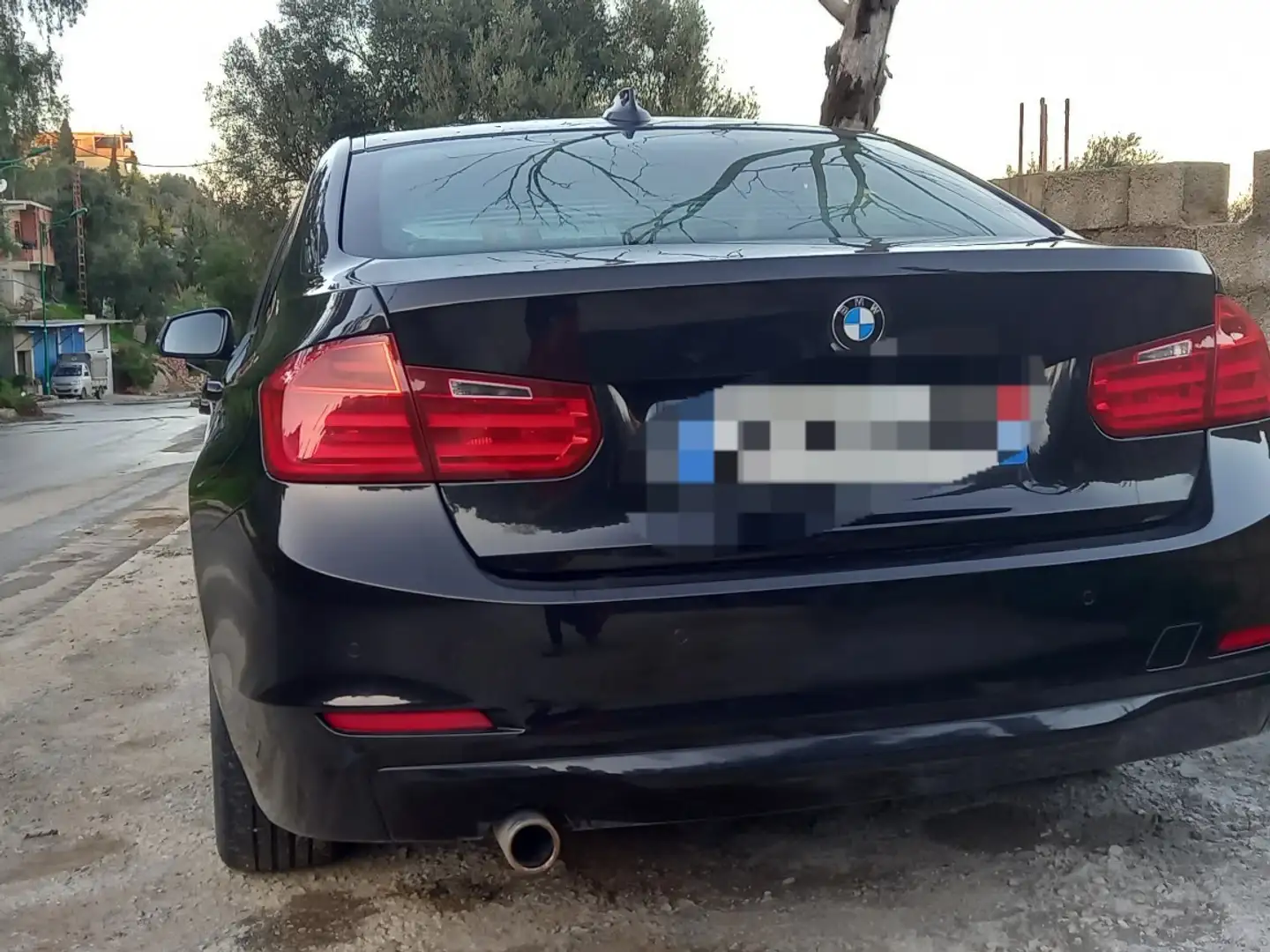 BMW 318 318d 143 ch Sport Noir - 2