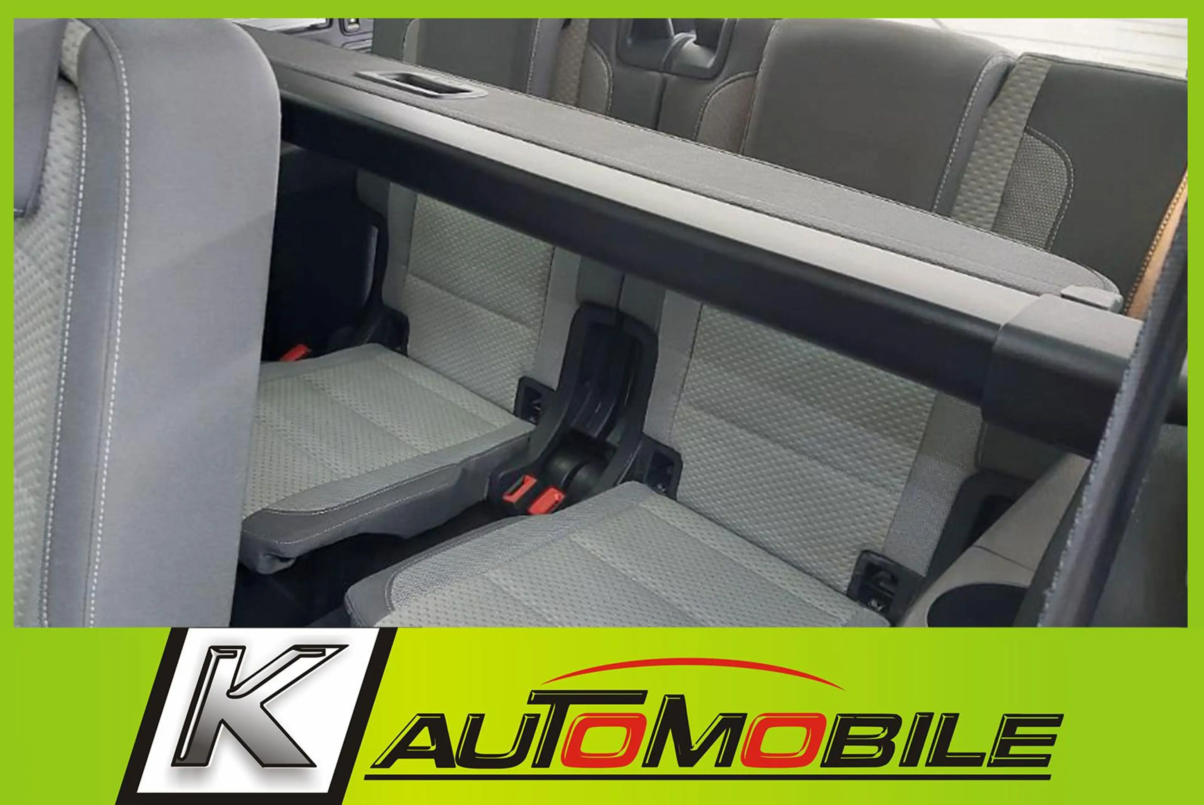 Volkswagen Touran 1,5 IQ.LIGHT+Kamera+Panorama+7-Sitzer+AHK — photo 13