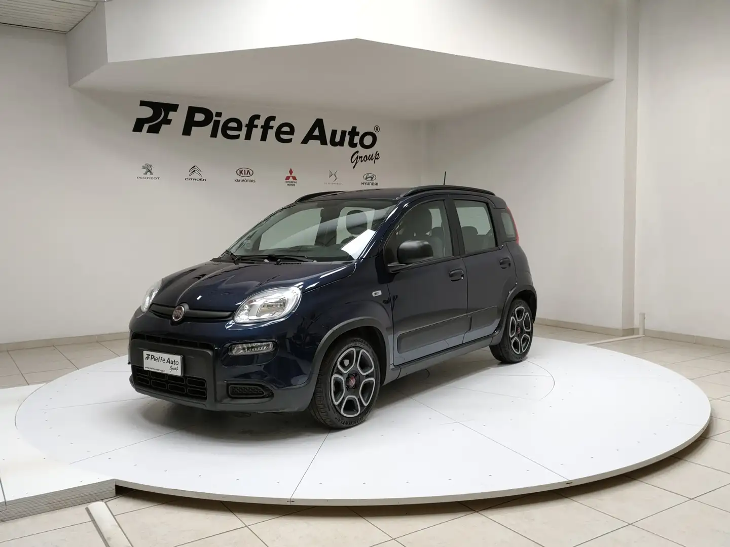 Fiat Panda 3ª serie - Panda 1.0 FireFly S&S Hybrid City Life Blu/Azzurro - 1