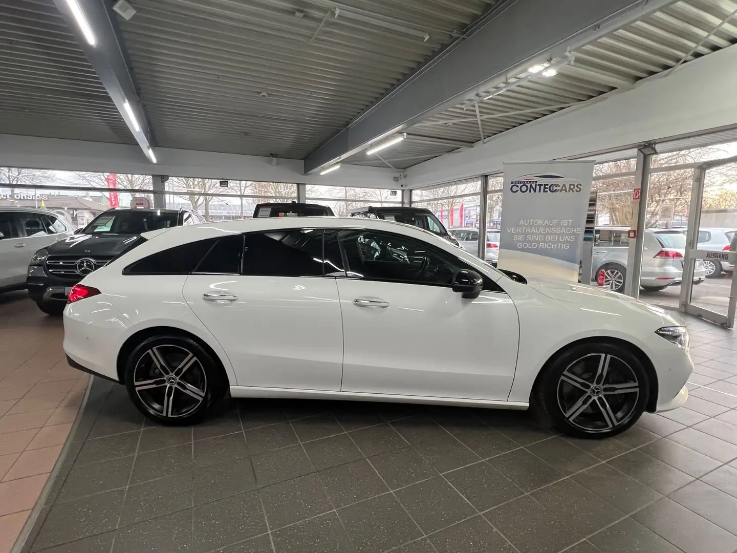Mercedes-Benz CLA 220 CLA 220d SB 4M Progressive VIELE EXTRA PAKETE Weiß - 1