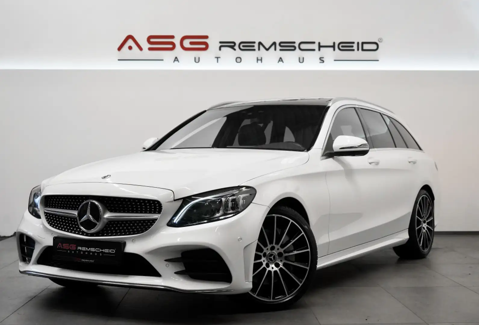 Mercedes-Benz C 300 T AMG-Line *2.H *19 *AHK*Pano*Wide*Memory Blanco - 1