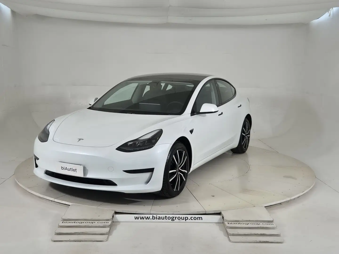 Tesla Model 3 Standard rwd Plus Bianco - 1
