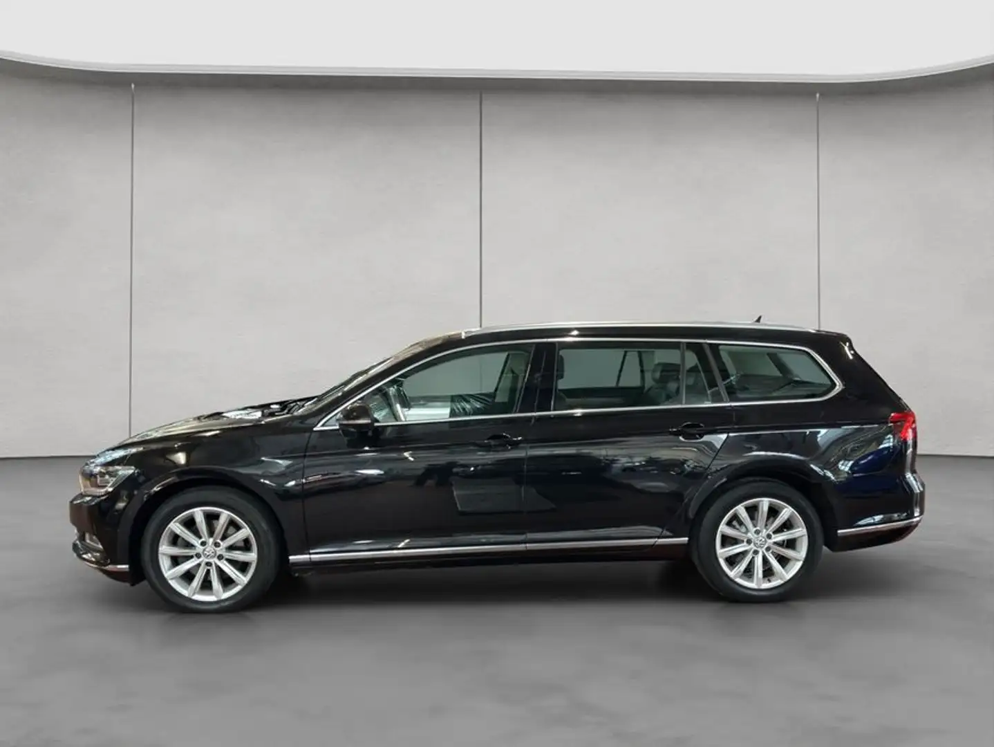 Volkswagen Passat Variant 2.0 TDI DSG Highline AHK Navi Noir - 2