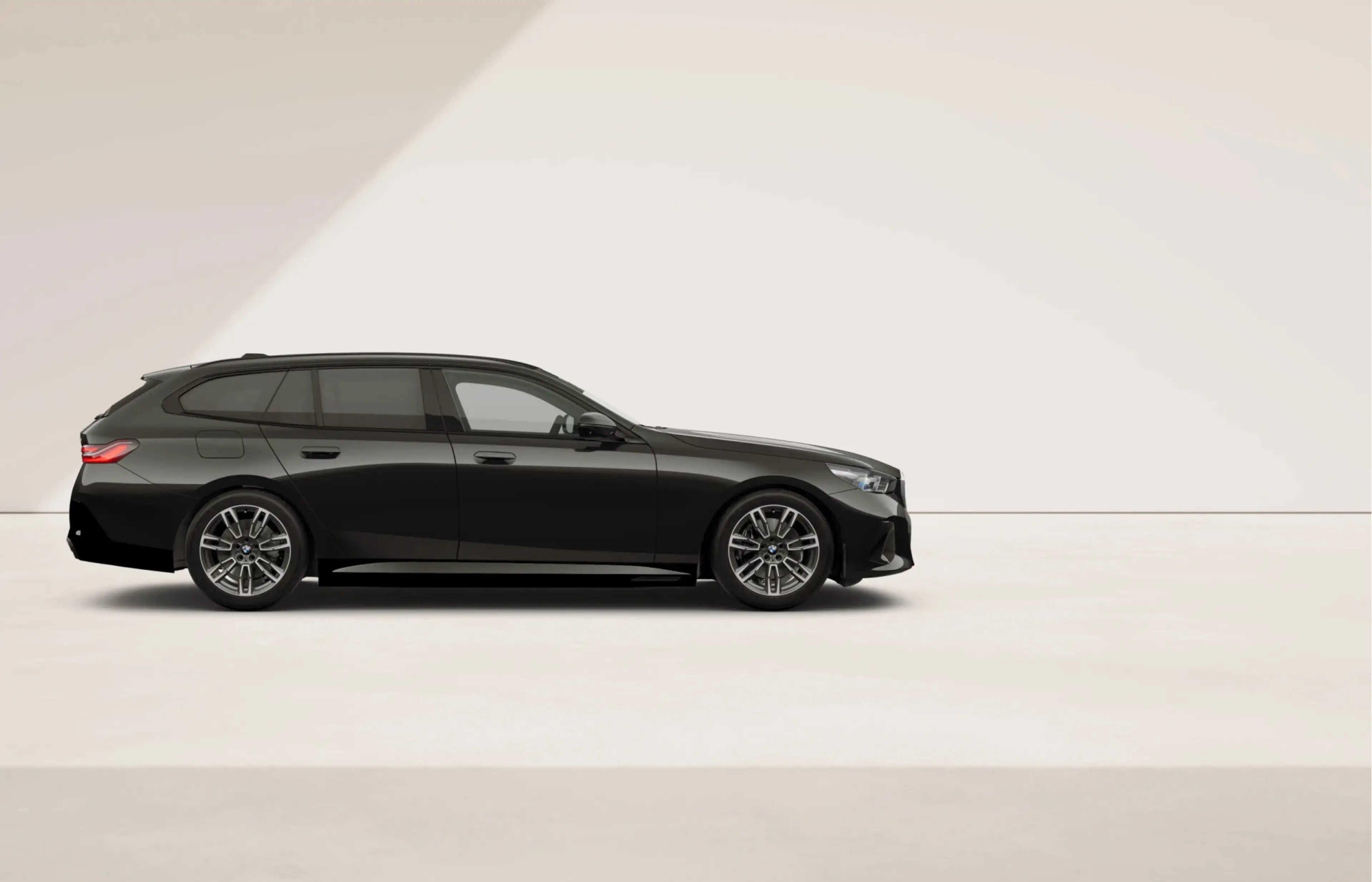 BMW i5 Touring eDrive40 - M-Sport - Pano - Trekhaak - Dri — photo 8
