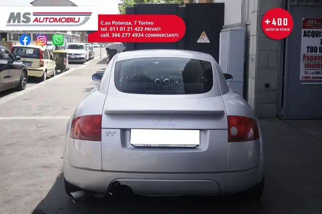 Audi TT view 7