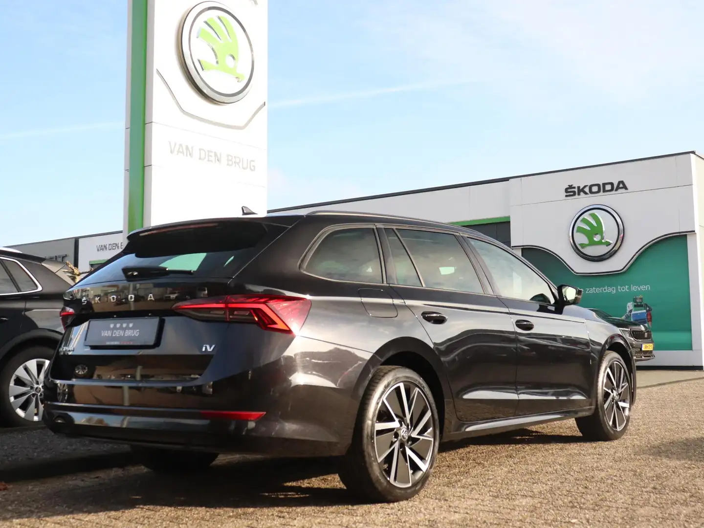 Skoda Octavia Combi 1.4 TSI 204pk iV PHEV Business Edition | Tre Noir - 2