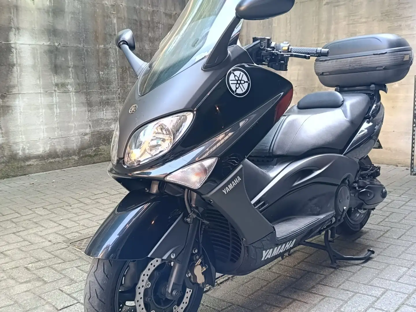 Yamaha TMAX 500 black Černá - 2