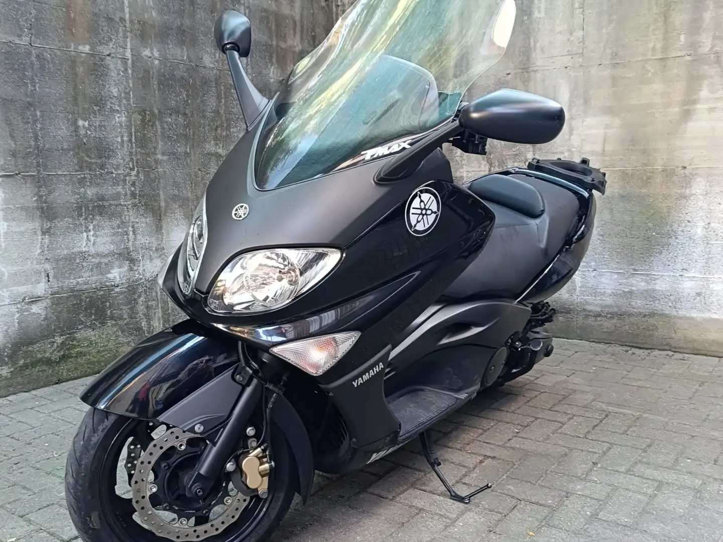 Yamaha TMAX 500 black Černá - 1