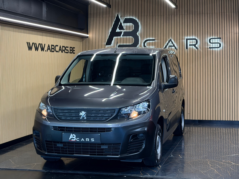 Peugeot Partner 1.5 BLUEHDI UTILITAIRE 49MKM ** UTILITAIRE ** GARANTIE 12 MOIS — photo 3