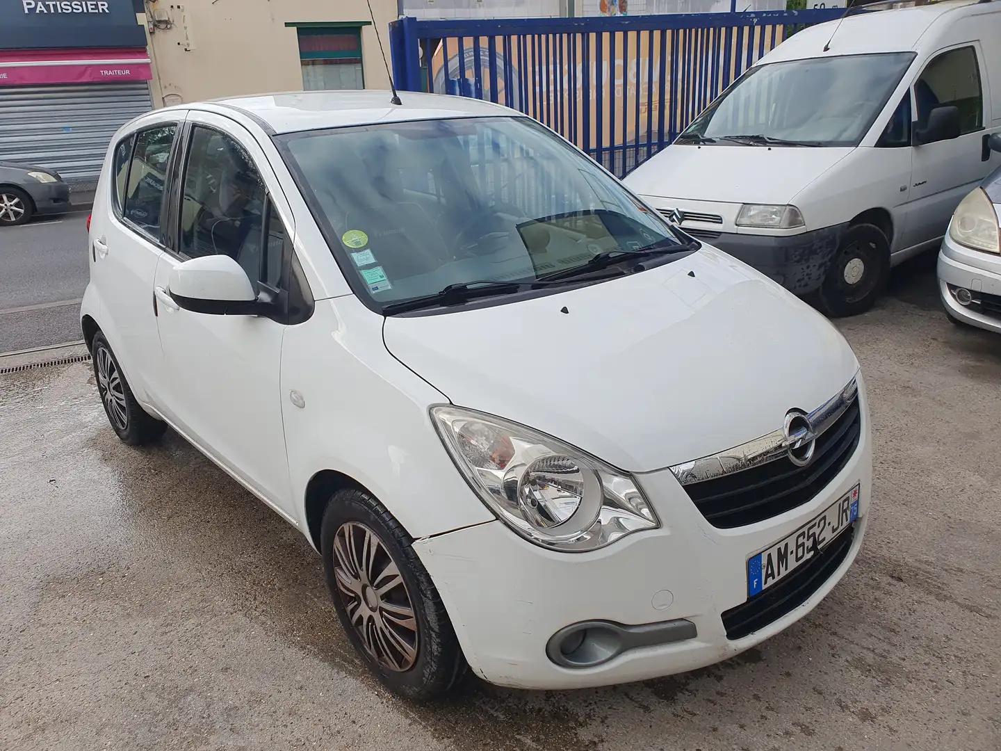 Opel Agila 1.0 - 65 ch ecoFLEX Essentia Blanc - 2