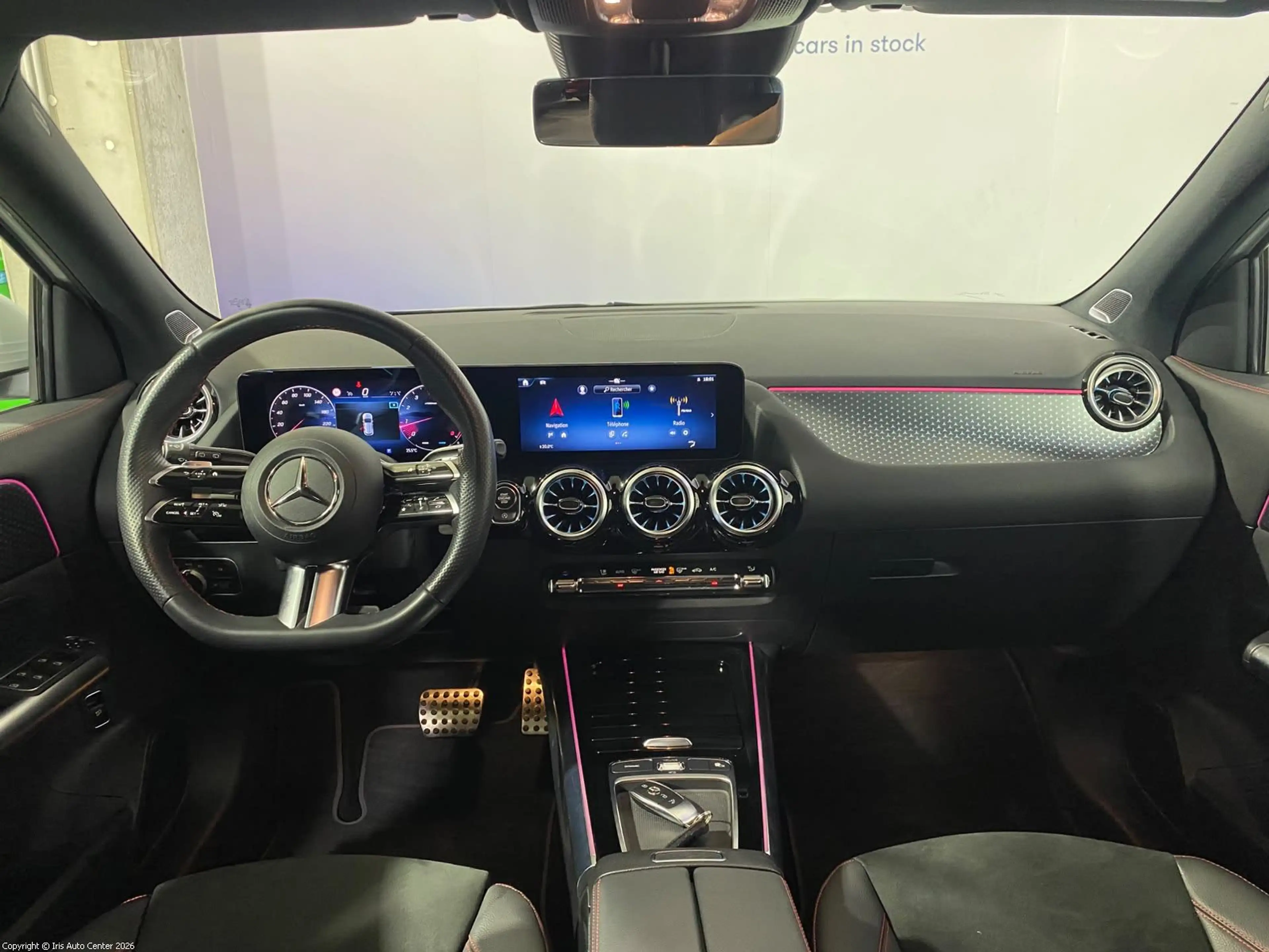 Mercedes-Benz GLA 180 AMG LINE | BURMESTER | CAMERA 360 | A.C.C. — photo 11