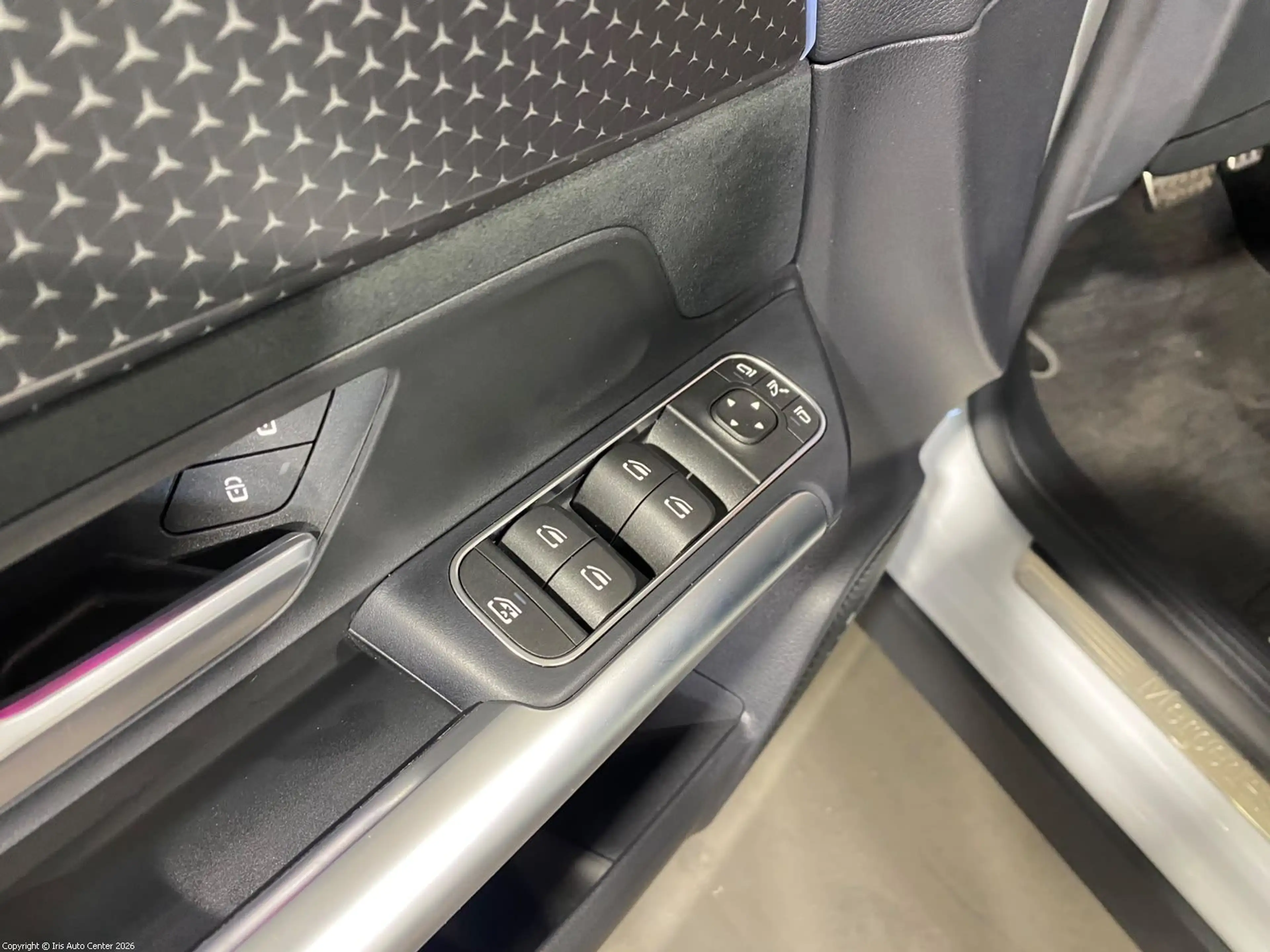 Mercedes-Benz GLA 180 AMG LINE | BURMESTER | CAMERA 360 | A.C.C. — photo 8
