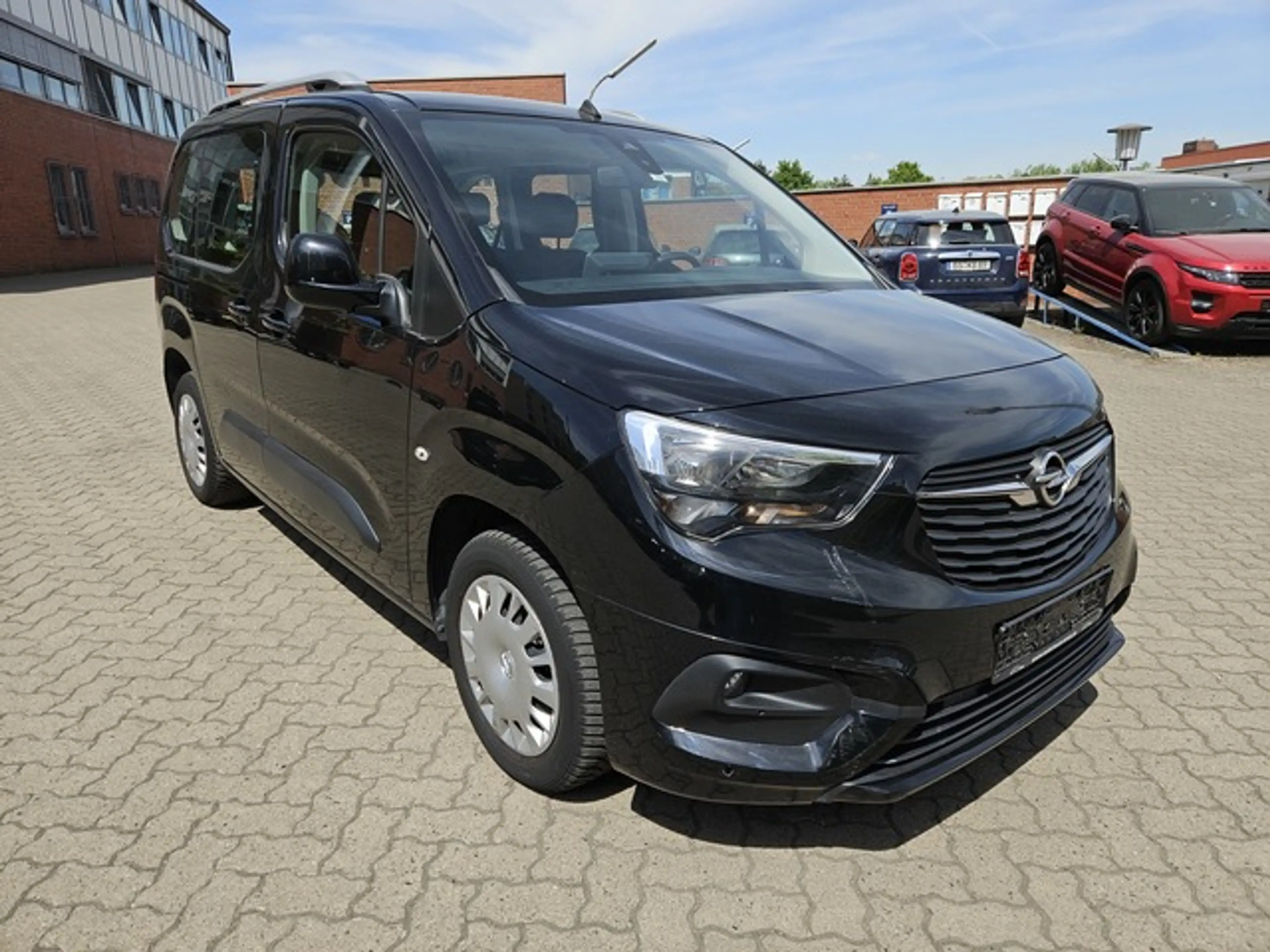 Opel Combo Life 1.5D Selection,Navi,PDC,AHK,VOLL — photo 2