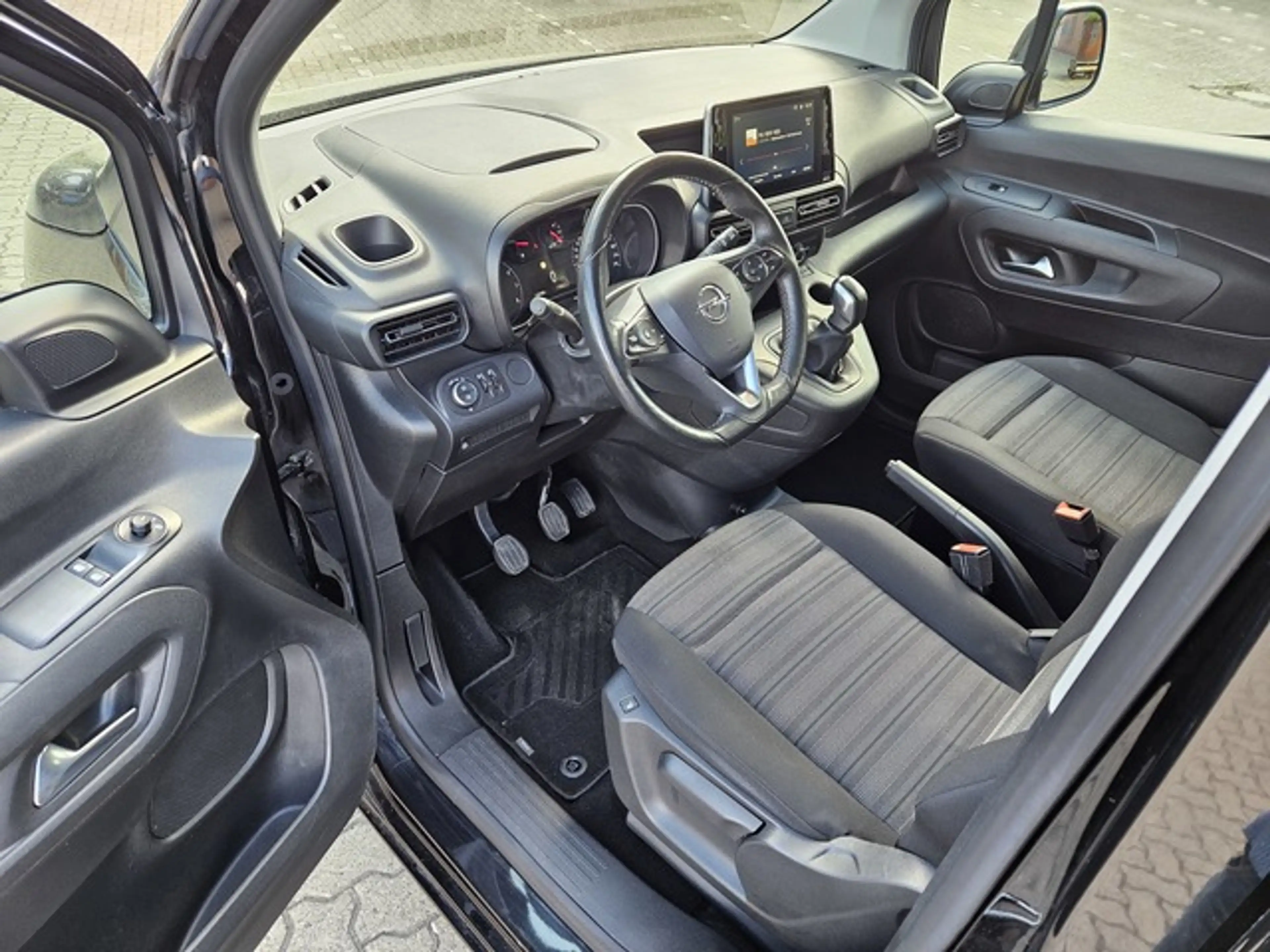 Opel Combo Life 1.5D Selection,Navi,PDC,AHK,VOLL — photo 12