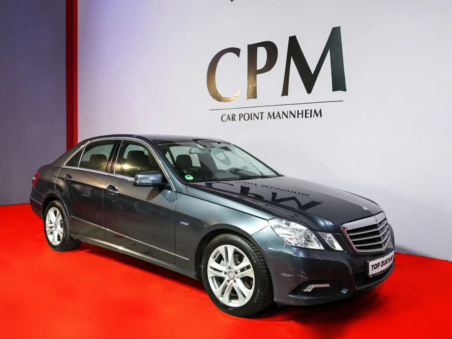 Mercedes-Benz E 200 | LEDER | SHZ | NAVI | AUTOMATIK | PDC | Gris - 1