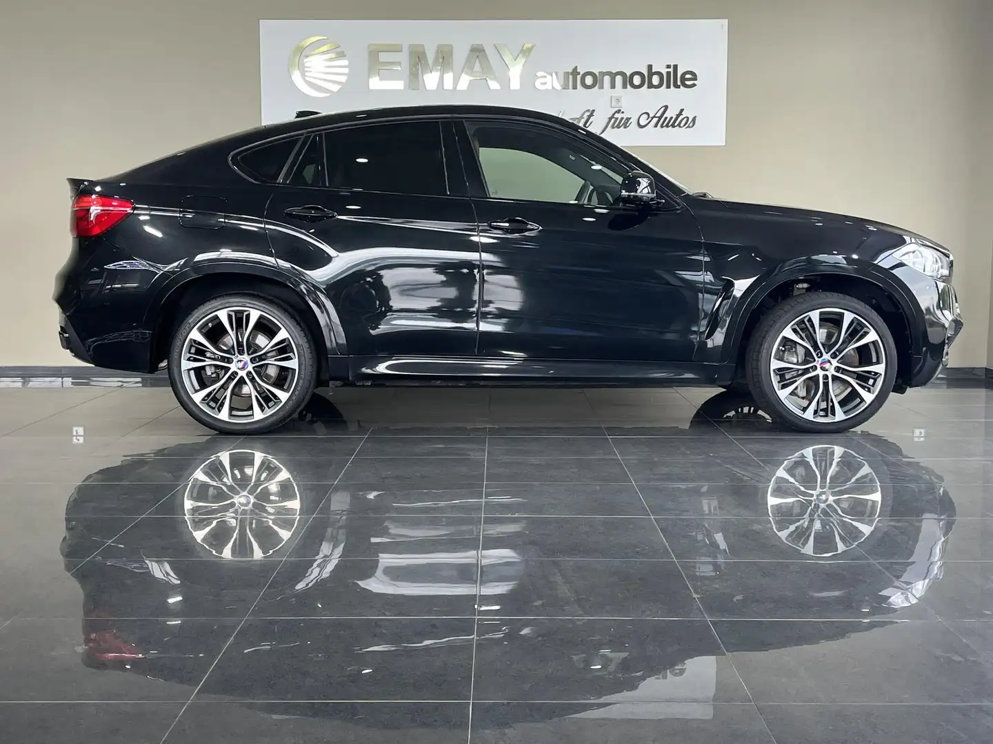 BMW X6 M d //Navi/LED/Leder/EGSD/ Fekete - 2