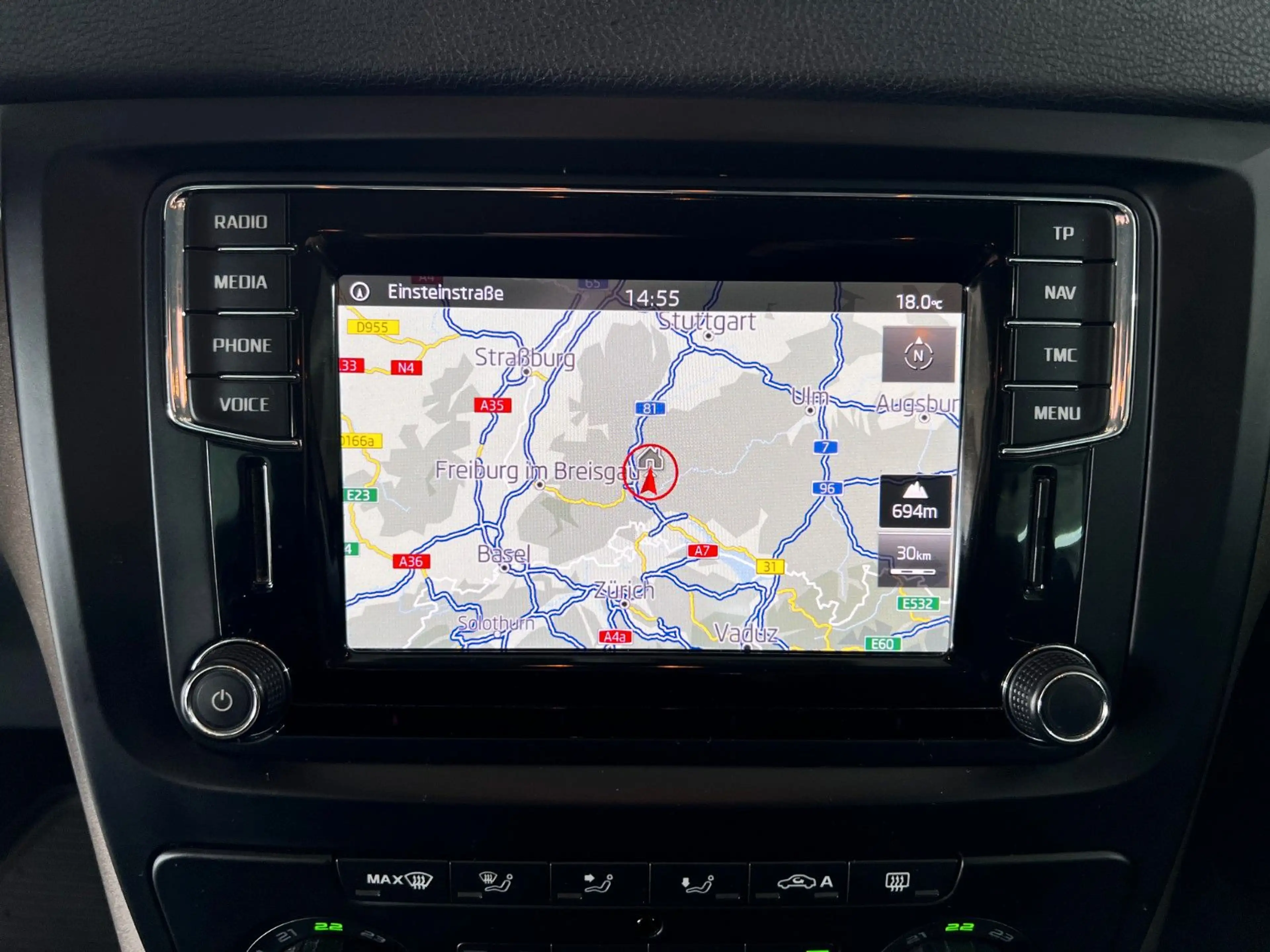 Skoda Yeti Elegance|1-HD | DSG | MEMORY | TEMPO | NAVI — photo 12