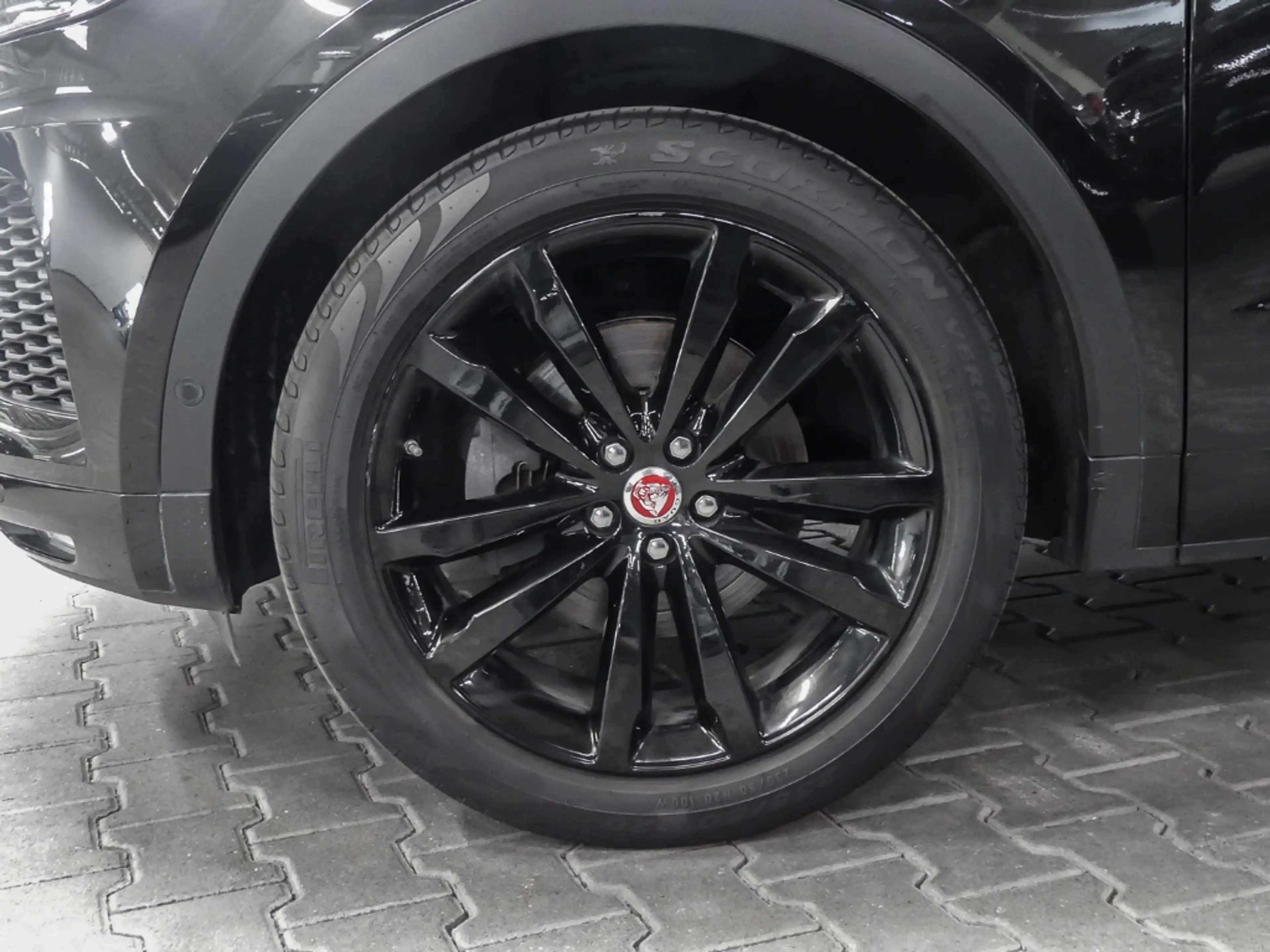 Jaguar E-Pace R-Dynamic SE AWD D180 EU6d-T Navi Memory Sitze Sou — photo 9